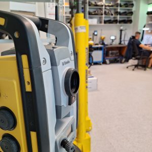 przeglądy instrumentów geodezyjnych