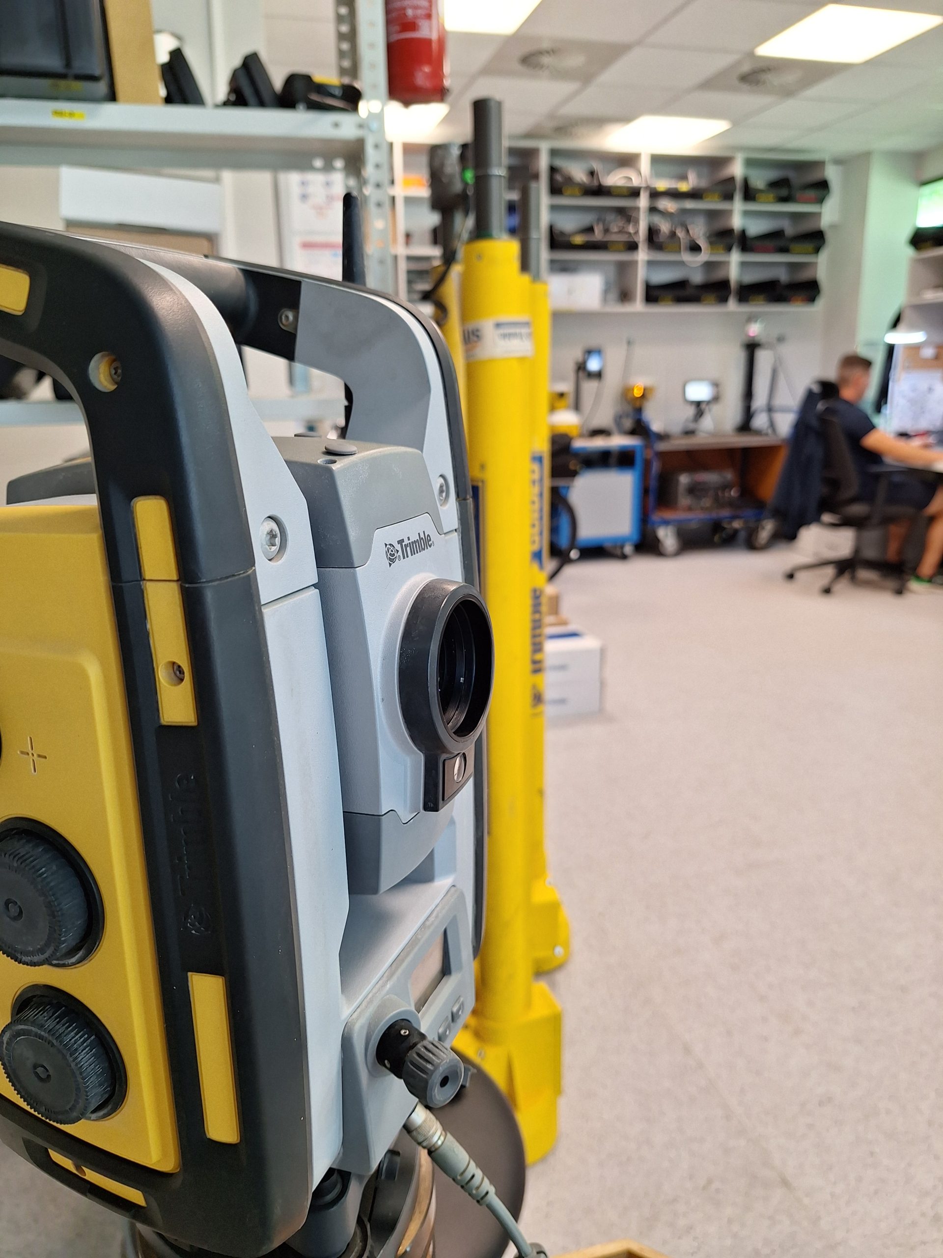 przeglądy instrumentów geodezyjnych