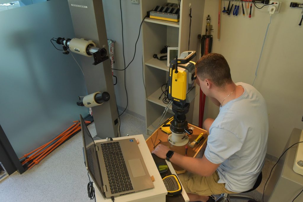 Serwis stacjonarny SITECH Poland - kalibracja sprzętu geodezyjnego